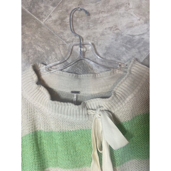 Free People Cassidy‎ Sweater Women's M Off Shoulder Green Beige Striped Slouchy - Picture 4 of 8